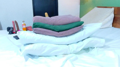 Watch curvyebonyy recorded live streams from Chaturbate on 2025/03/26, Cam Archive