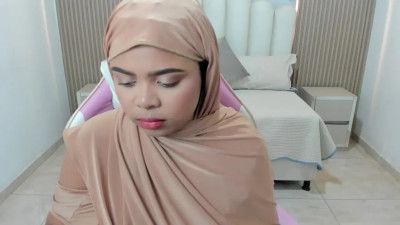 Watch Latifa_azfal recorded live streams from Stripchat on 2025/03/28, Cam Archive