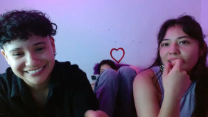 girls_addicted1