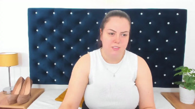 Watch evawetdream recorded live streams from Chaturbate on 2025/04/01, Cam Archive