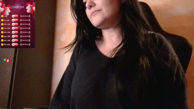 Watch qtxwrm31 recorded live streams from Chaturbate on 2025/04/03, Cam Archive