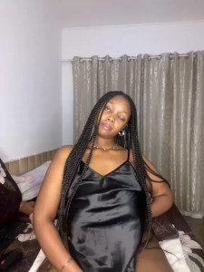 QueenTee23