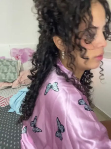 Curly_Goddes