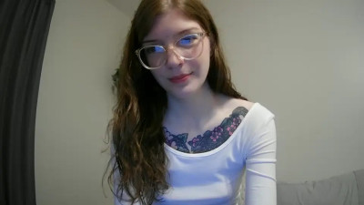 Watch qt33 recorded live streams from Chaturbate on 2025/04/08, Cam Archive