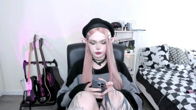 Watch amelia_mays_xx recorded live streams from Stripchat on 2025/04/08, Cam Archive