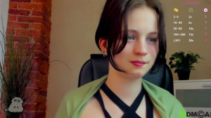 alina_mills