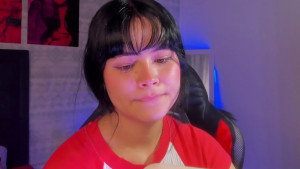 emma_myers1