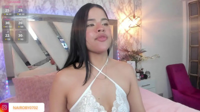 Watch Aisha_poweer recorded live streams from Stripchat on 2025/04/14, Cam Archive