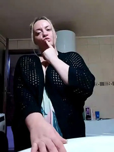 Hotmilfymom