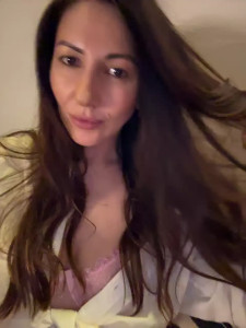 _Happy_Lady_